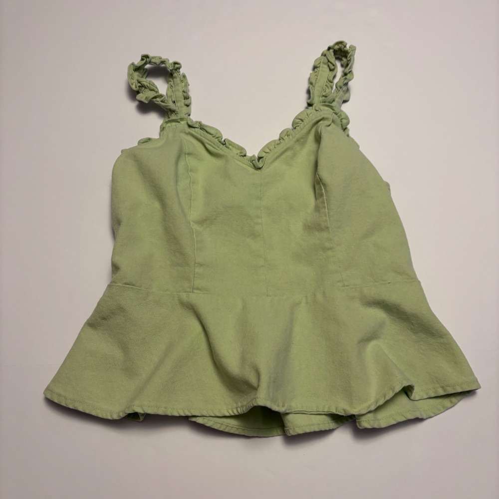 E&M Peplum Top Women Size M Green Ruffle Strap Smocked Back Sweetheart Neck